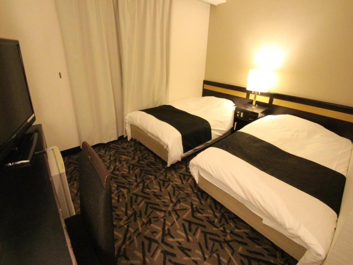 Apa Hotel Komatsu Grand Esterno foto